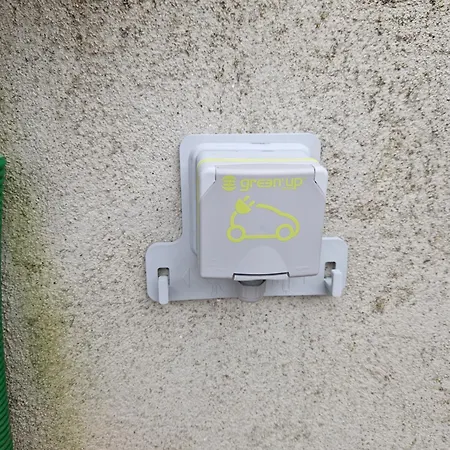 La Belle Grange Arnave